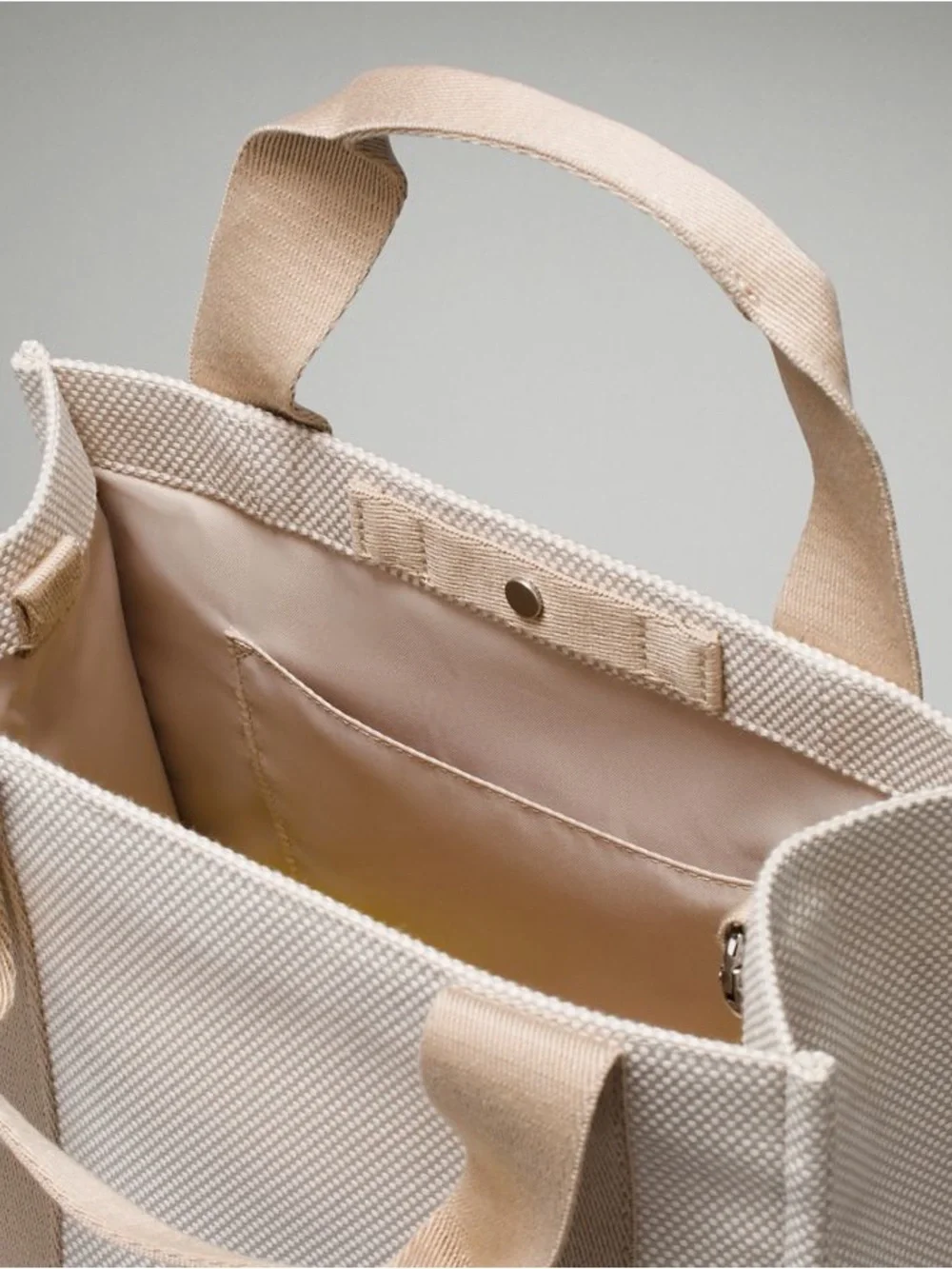 NWT Lululemon Two-Tone Canvas Mini Tote Bag 4.5L Mojave tan light ivory